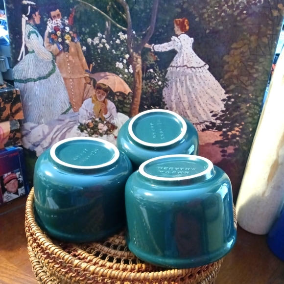 🎻Thick Artisan Weaved Covered Wicker Basket & 3 Mervyn Japan Soup Bowl.🍜 - Picture 1 of 8
